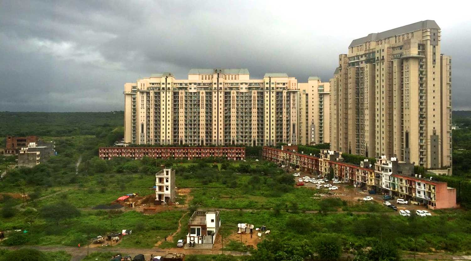 DLF Aralias Gurgaon